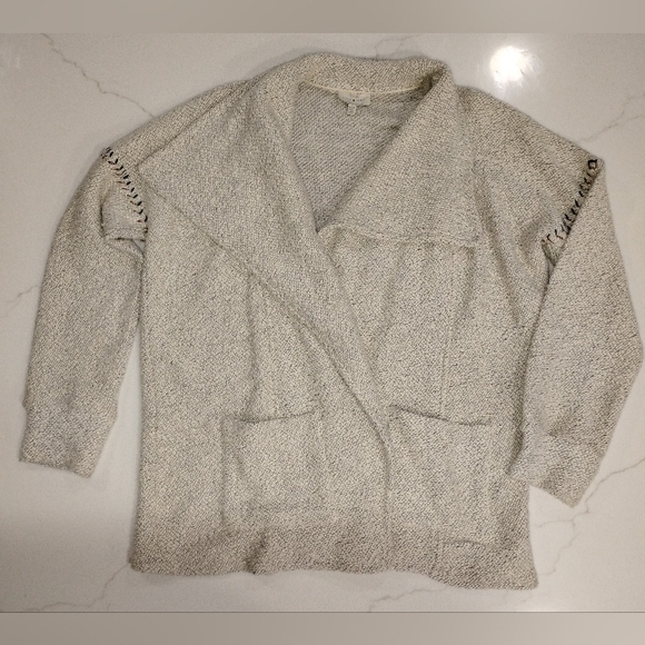 Lucky Brand Cream Sweater with turquoise and gold stitch size m - Picture 1 of 8